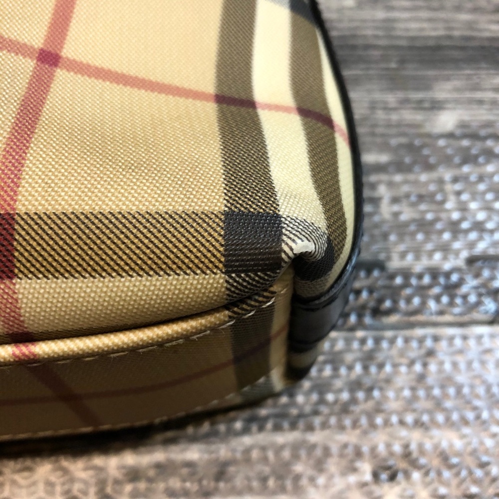 Burberry Beige Plaid Shoulder Bag with Black Trim - Picture 6 of 16